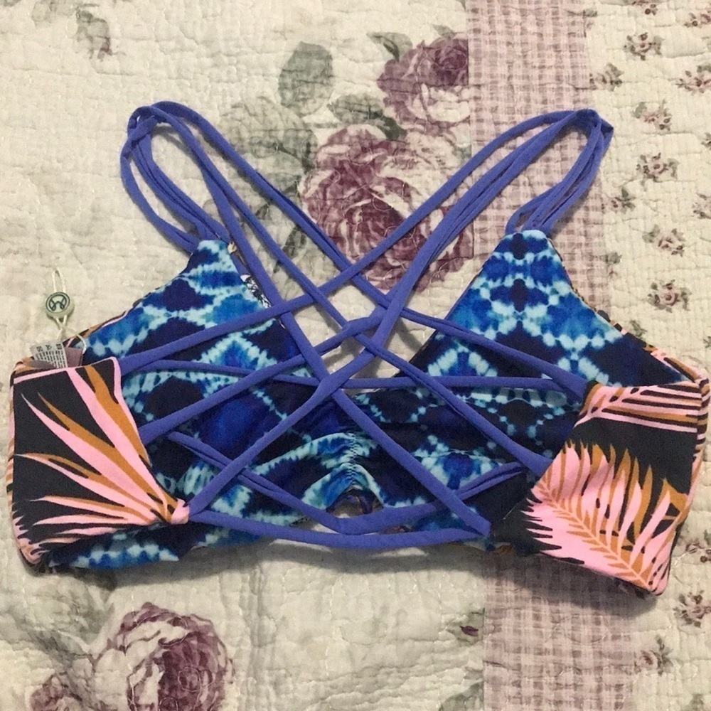 Maaji Rally Racers Reversible Bralette Bikini Top - Picture 4 of 7
